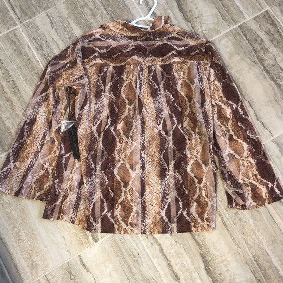 NWT House of Harlow 1960 Marley Shirt Striped Python Snake Print Blouse Small - Picture 13 of 16